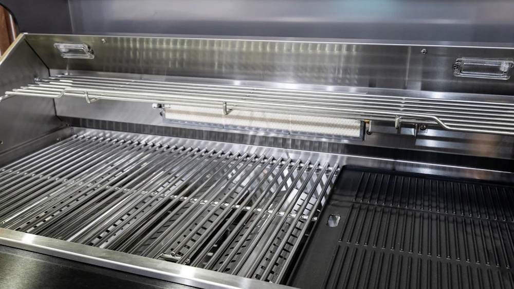 Aspire Stainless Steel 6 Burner BBQ on cabinet - Image 7