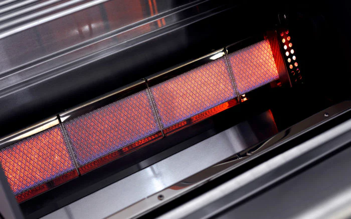 Crossray 4 Burners Built-in and Technika 120cm Alfresco BBQ Rangehood - Image 7