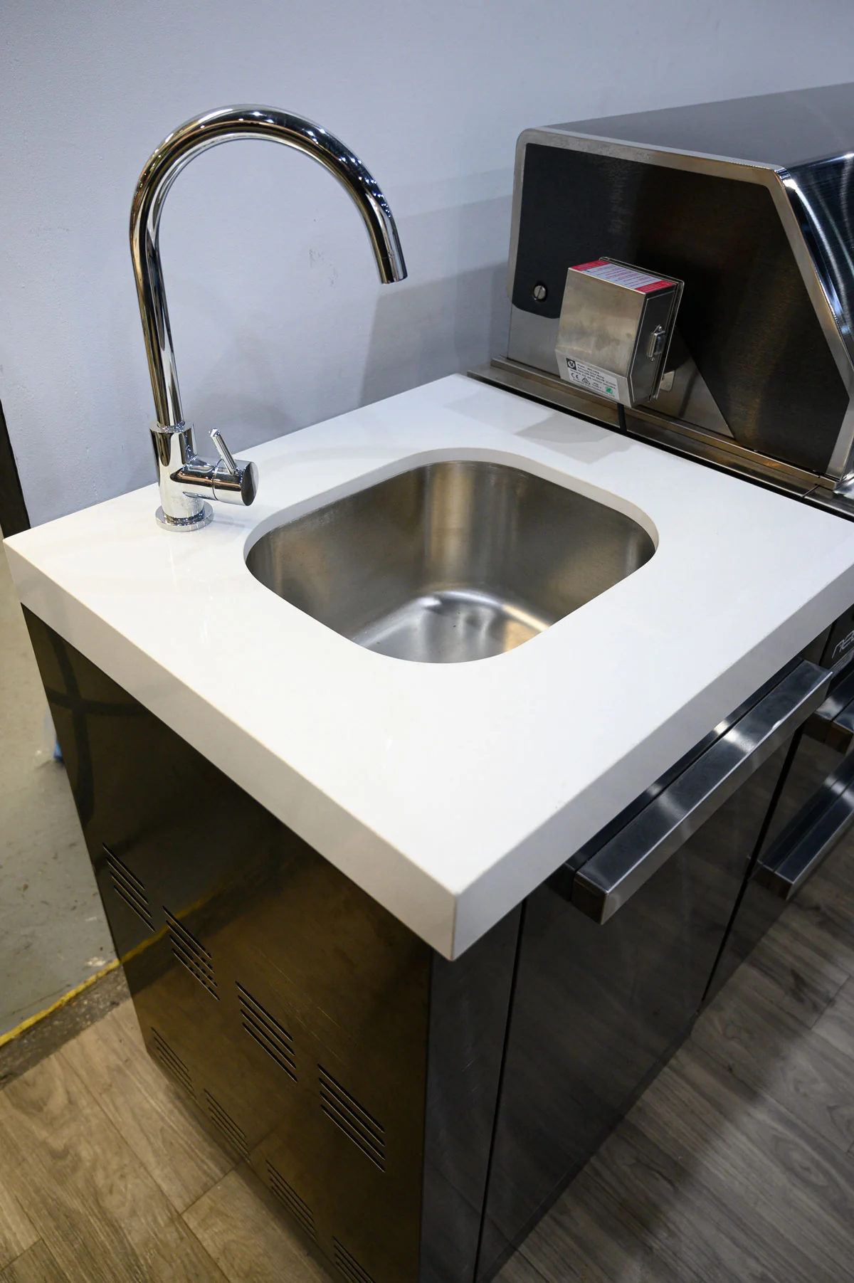 Everdure Neo Black Outdoor Kitchen - Image 10