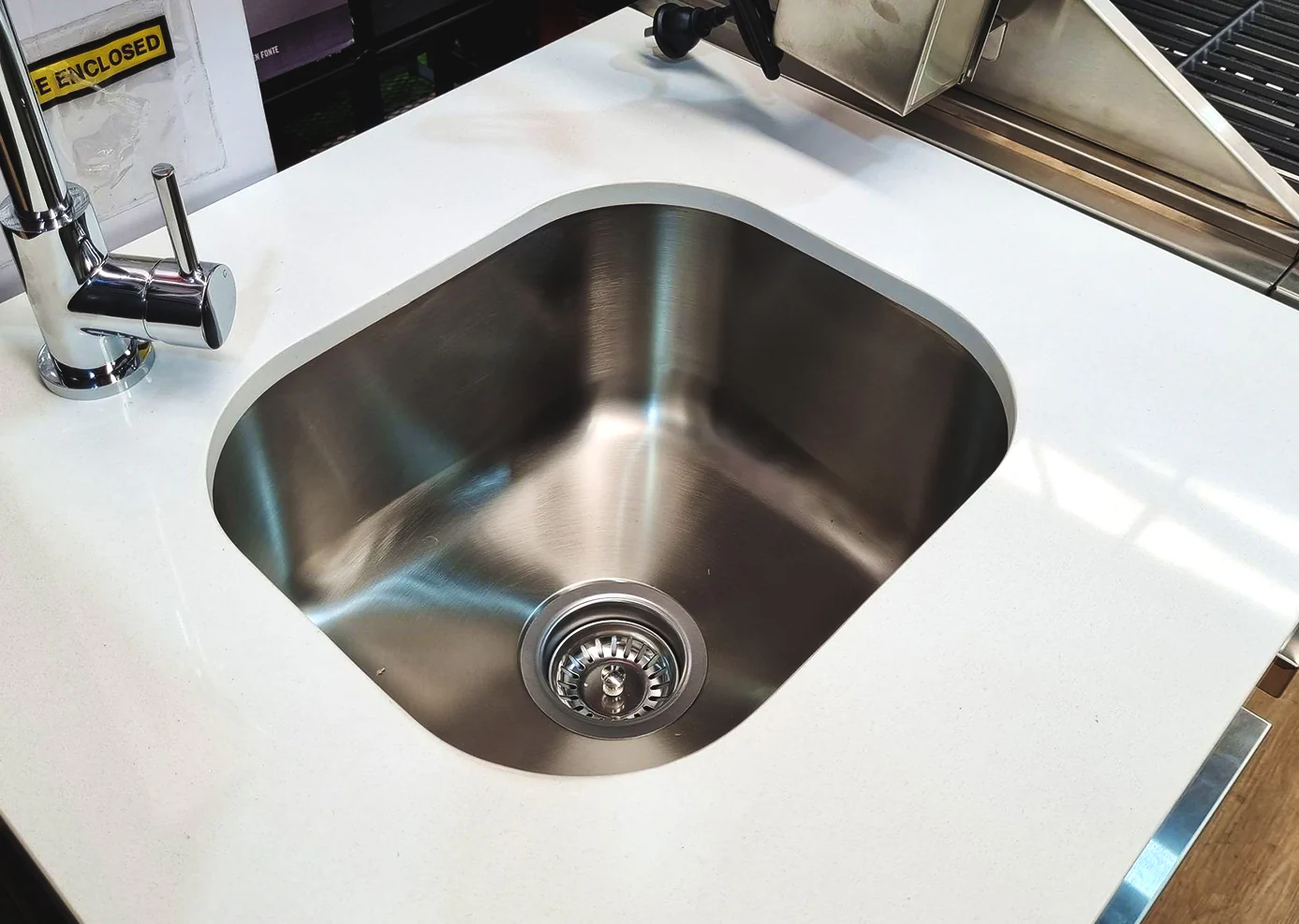 Everdure Neo Black Outdoor Kitchen - Image 11