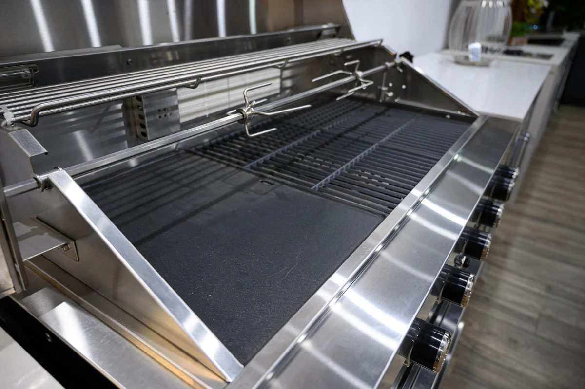 Everdure Neo Black Outdoor Kitchen - Image 4