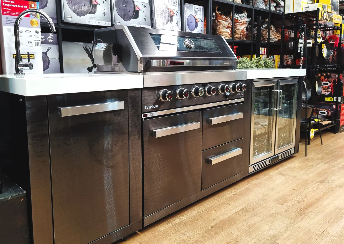 Everdure Neo Black Outdoor Kitchen - Image 9