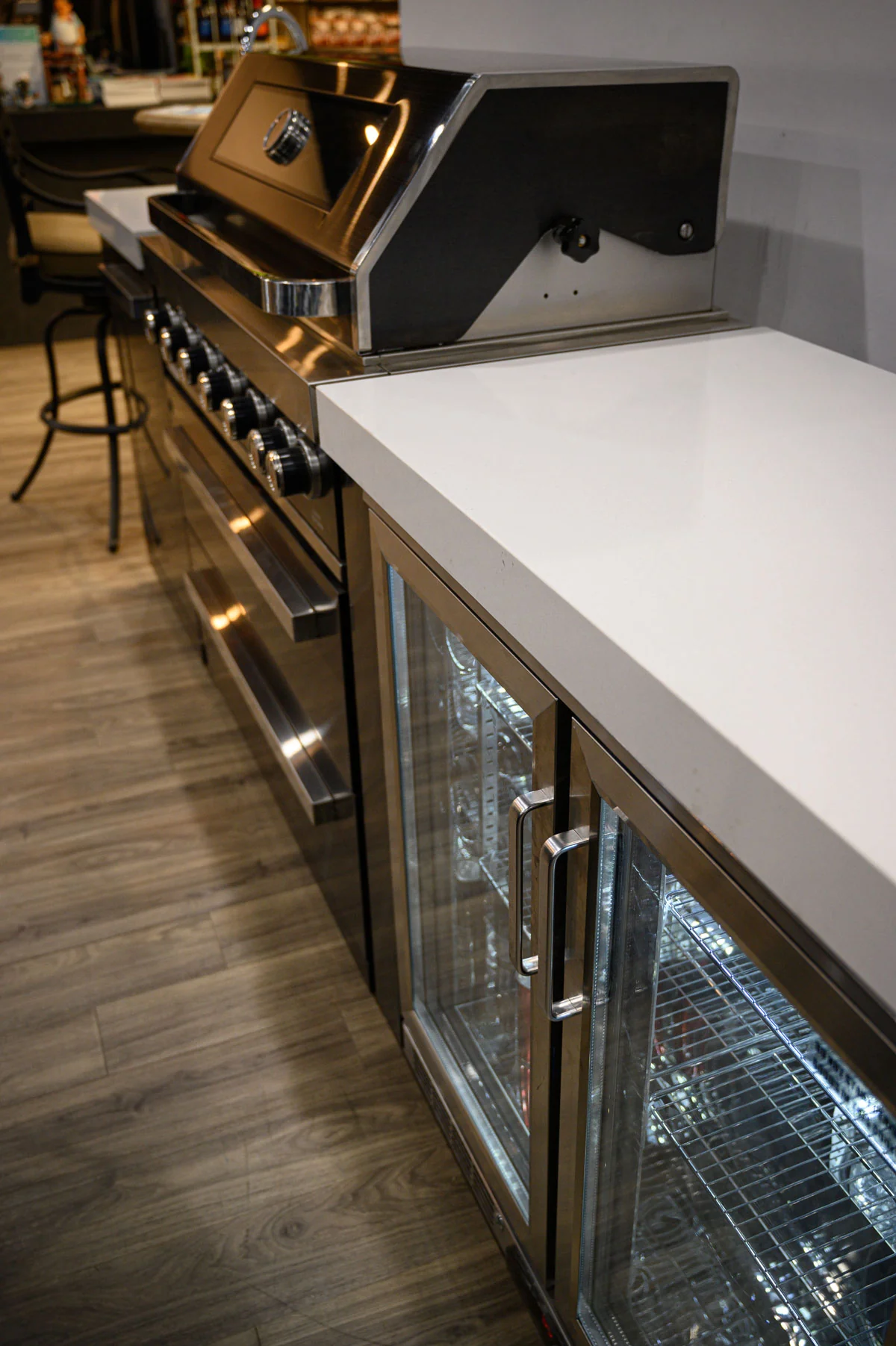 Everdure Neo Black Outdoor Kitchen With BBQ, 208L Double Door Fridge and Storage - Image 8