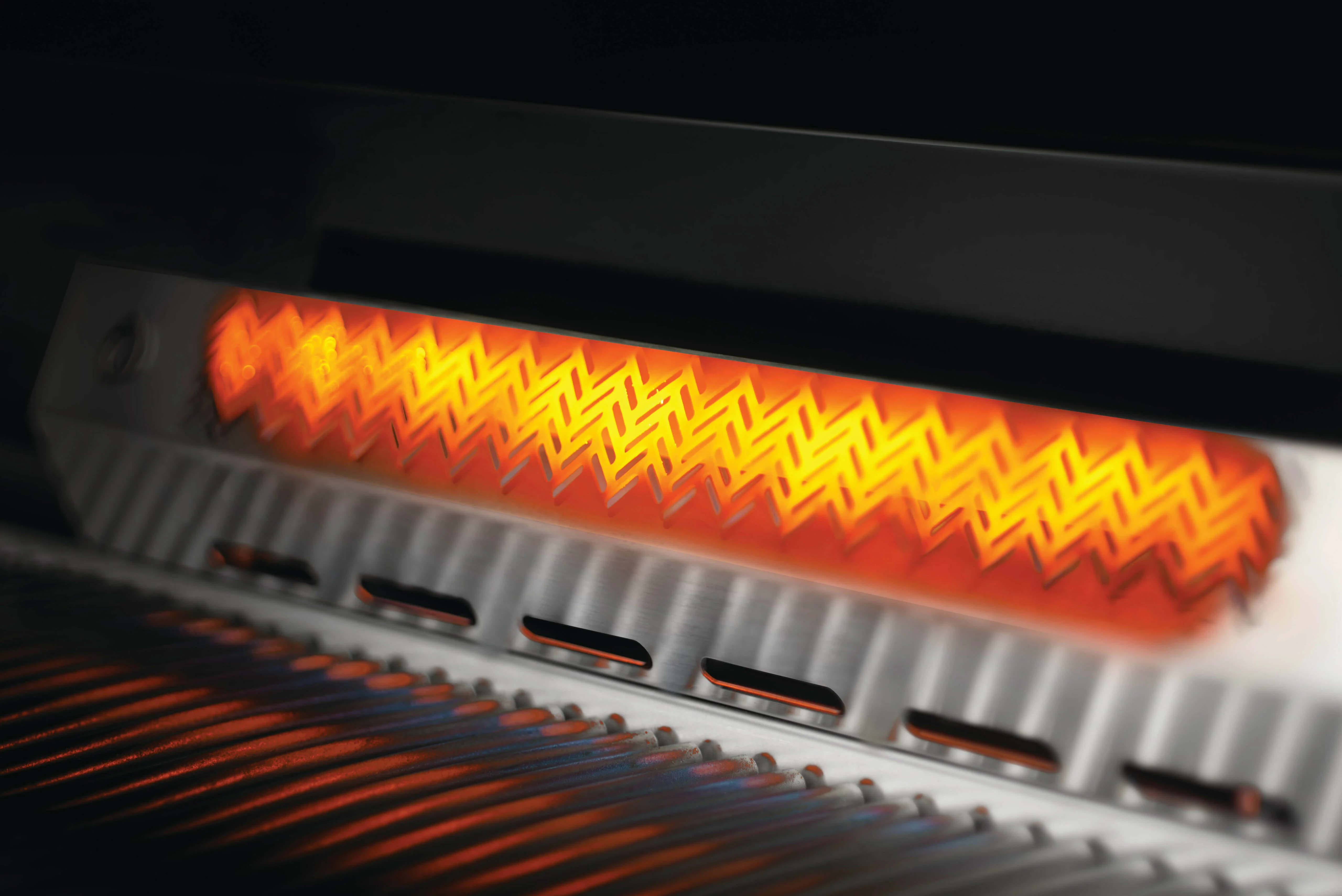 Napoleon 700 Series 32 Inch RBI Built-in with Rear Infrared Burner - Image 9