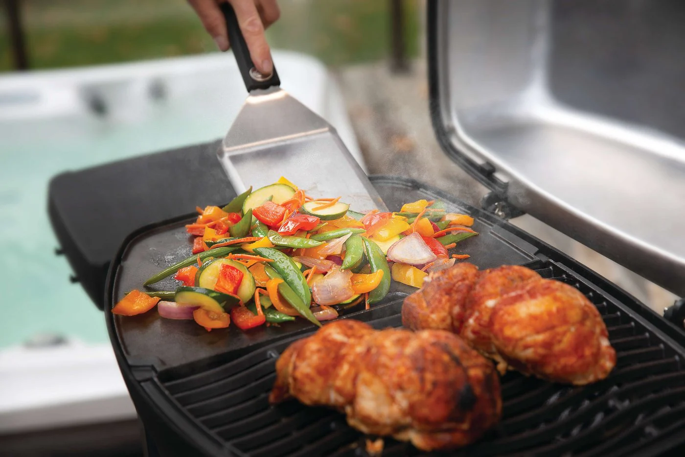 Napoleon Travel Q PRO 285E Electric BBQ - Image 9