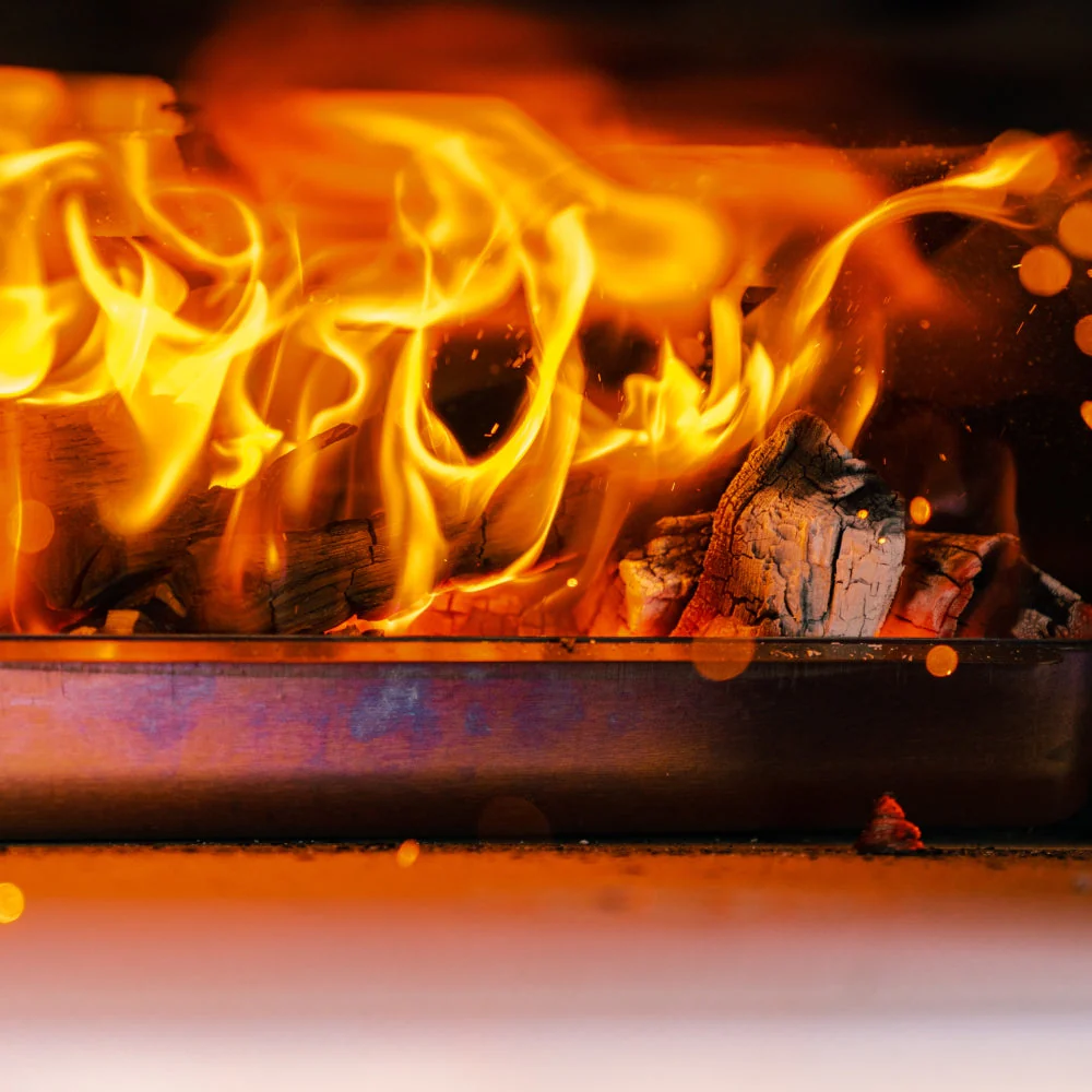 Ooni Karu 16 Inch Portable Wood and Charcoal Fired Outdoor Pizza Oven - Image 11