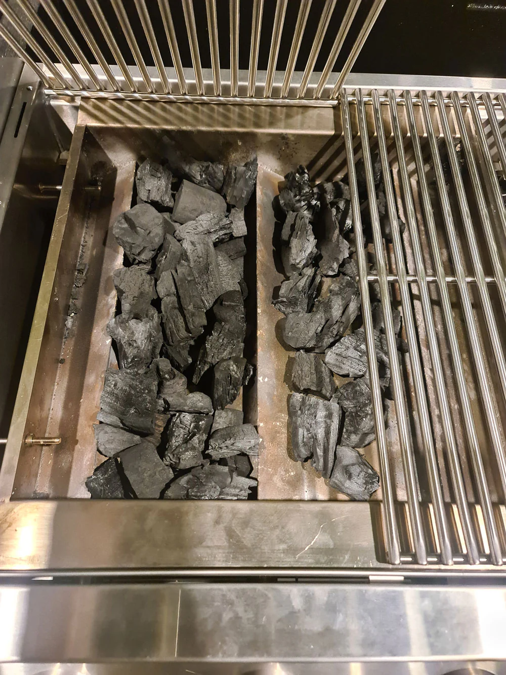 Tucker R Class V8 4 Burner Freestanding Hybrid BBQ - Image 5